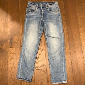 Blank NYC Madison high-rise crop